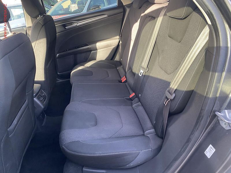 Ford Mondeo (2015) 2.0TDCi 4x4, ČR, AT, navi - fotka 10 z 14