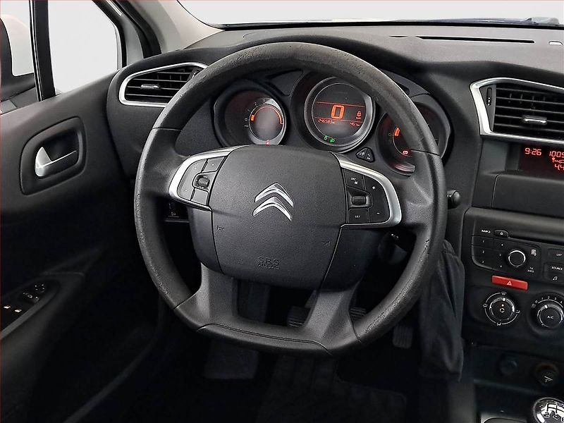 Citroën C4 (2011) 1.6 HDi, nová STK, Tažné - fotka 11 z 11