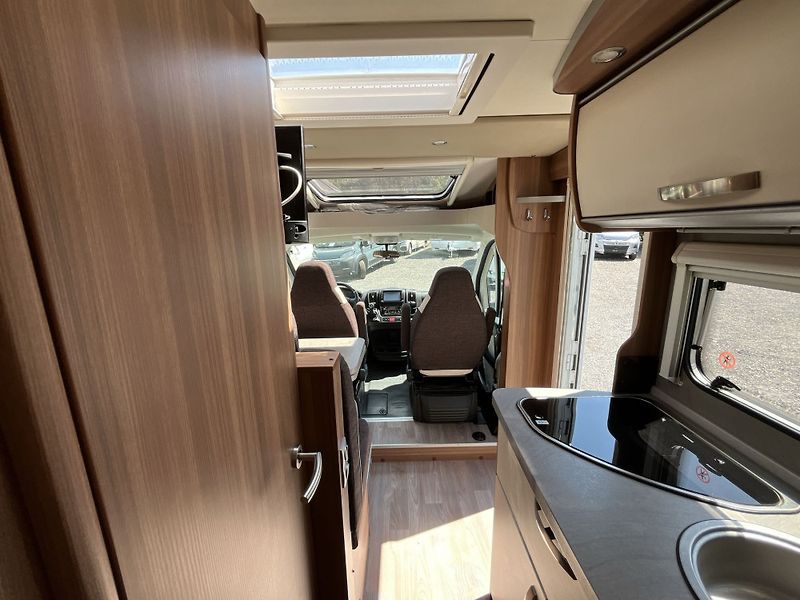 Weinsberg (2018) CaraCompact 600 MEG EDITION [P - fotka 18 z 23