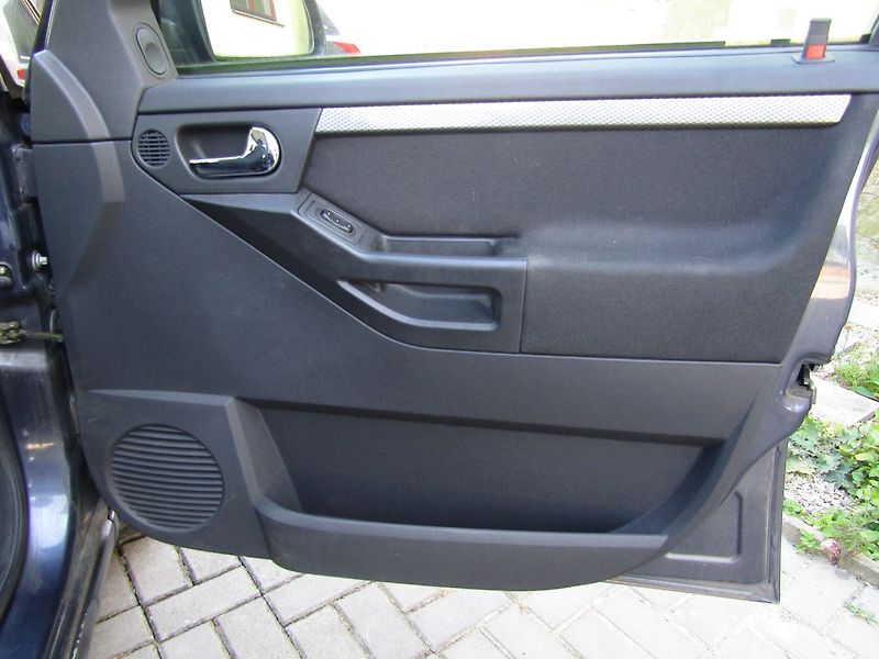 Opel Meriva (2009) 1.7 CDTi 74kW - fotka 26 z 35