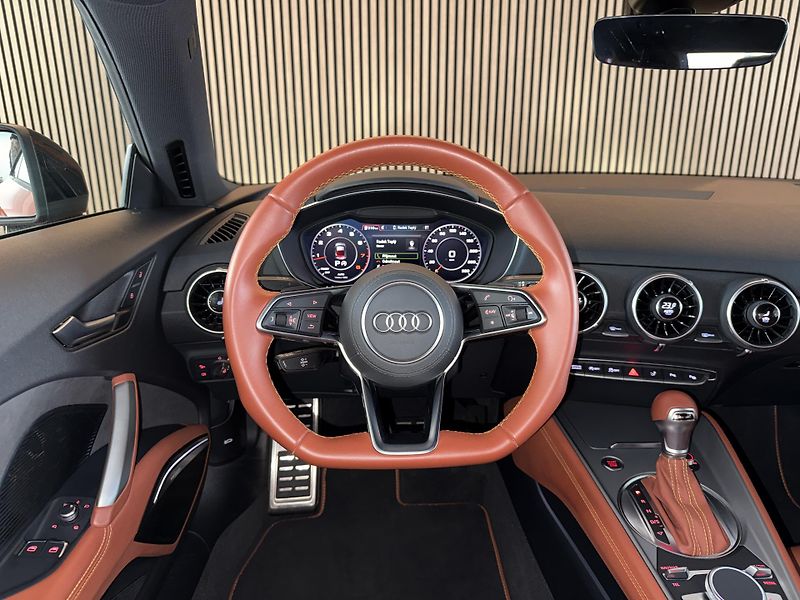 Audi TT 45 TFSI Coupé Exclusive B&O CZ - fotka 21 z 37