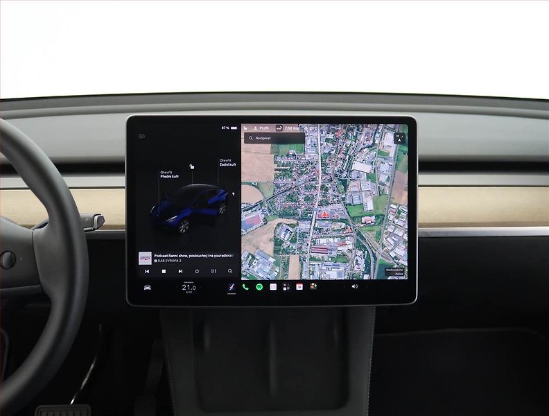 Tesla Model Y (2023) Long Range AWD 79kWh, SoH 93% - fotka 11 z 33