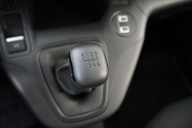 Citroën Berlingo (2026) 1,5 Diesel 130k Manual MAX - fotka 15 z 19