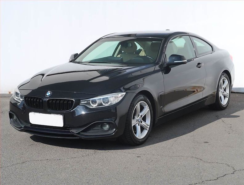 BMW Řada 4 (2014) 418d, Serv.kniha, Kůže - fotka 2 z 19