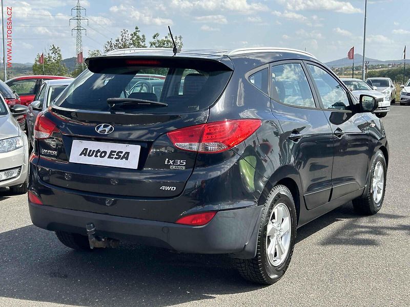 Hyundai ix35 (2010) 2.0TDCi 4x4, ČR, Bixen, AC - fotka 4 z 18