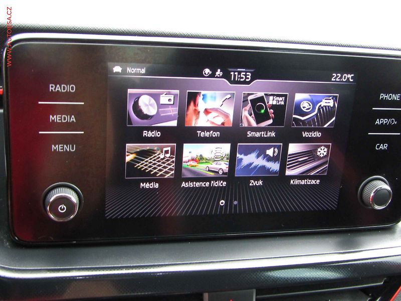 Škoda Kamiq (2021) 1.5 TSi, Monte Carlo, DSG - fotka 16 z 22