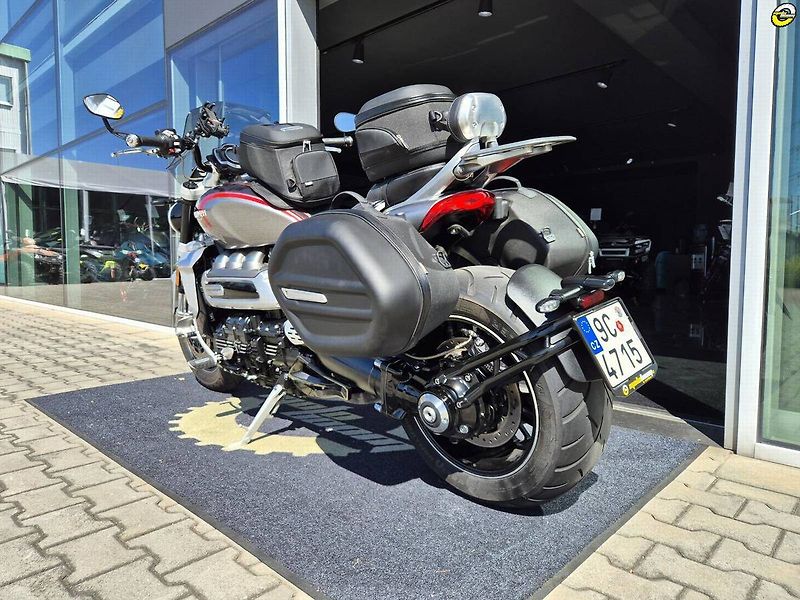 Triumph Rocket 3 (2022) GT (2022) – 1. majitel, Odpoče - fotka 6 z 26