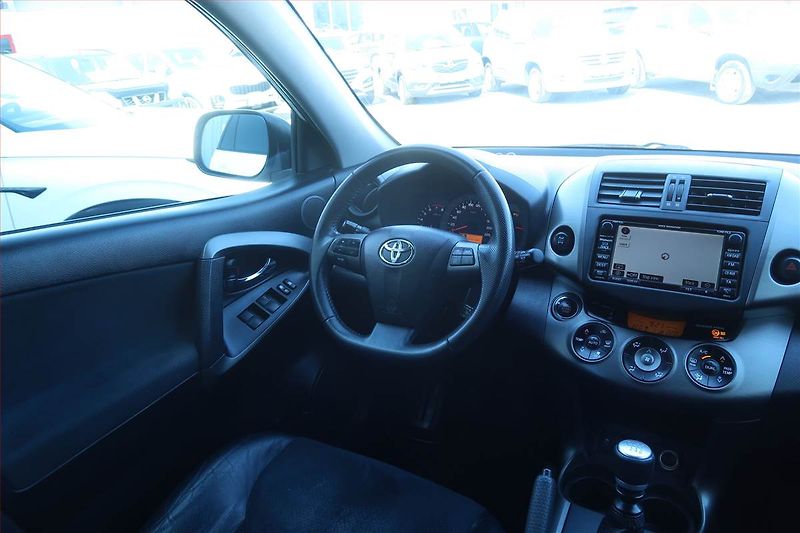 Toyota RAV4 (2011) 2.0 VVT-i, 4X4, Serv.kniha - fotka 7 z 12