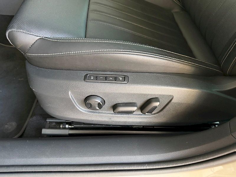 Škoda Superb (2021) Laurin & Klement 2.0 TDI / 147 - fotka 7 z 31