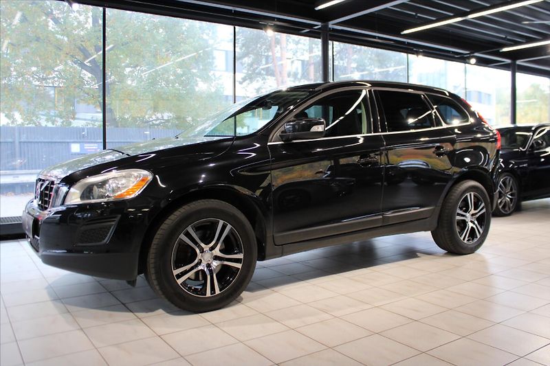 Volvo XC60 D3 AWD Polestar DPH/Tažné - fotka 3 z 26