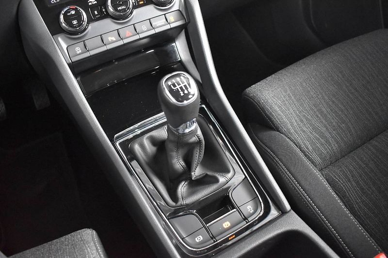 Škoda Karoq (2021) 2.0TDI 110kW, tažné,Webasto - fotka 22 z 23