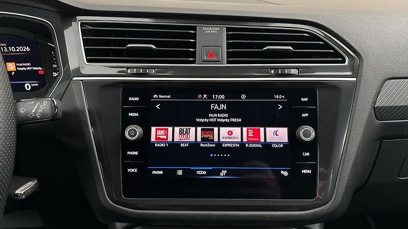 Volkswagen Tiguan Allspace 2.0 TDI DSG 4MOTION R-Line - fotka 11 z 30
