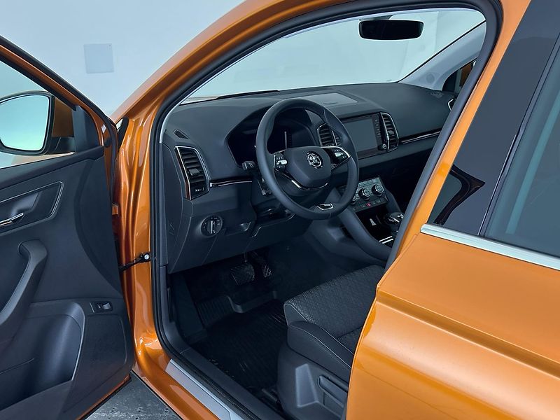 Škoda Karoq Style Exclusive 4x4 DSG - fotka 6 z 30