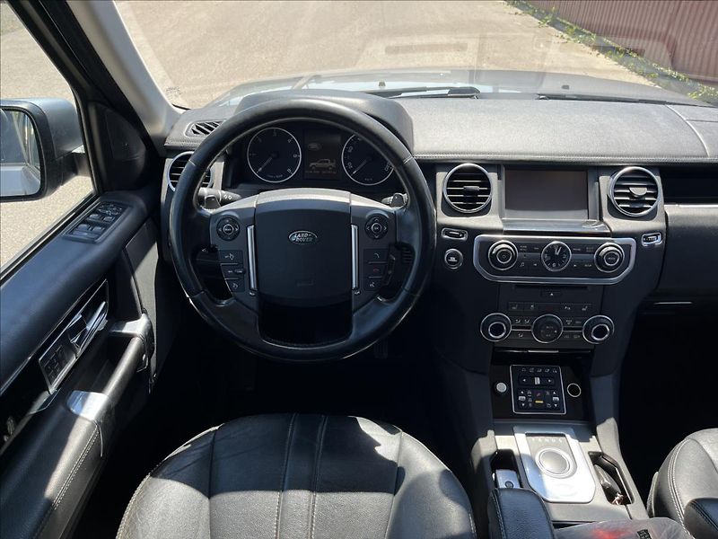 Land Rover Discovery 3,0 SDV6 7.MÍST 4x4 ROZVODY - fotka 14 z 44