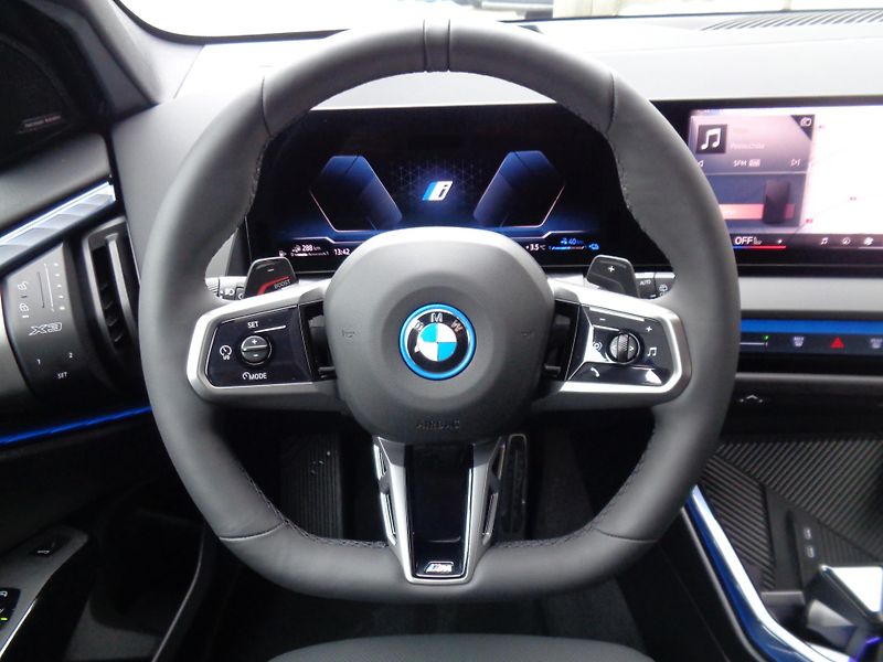 BMW X3 xDrive 30e M Sport - fotka 10 z 26