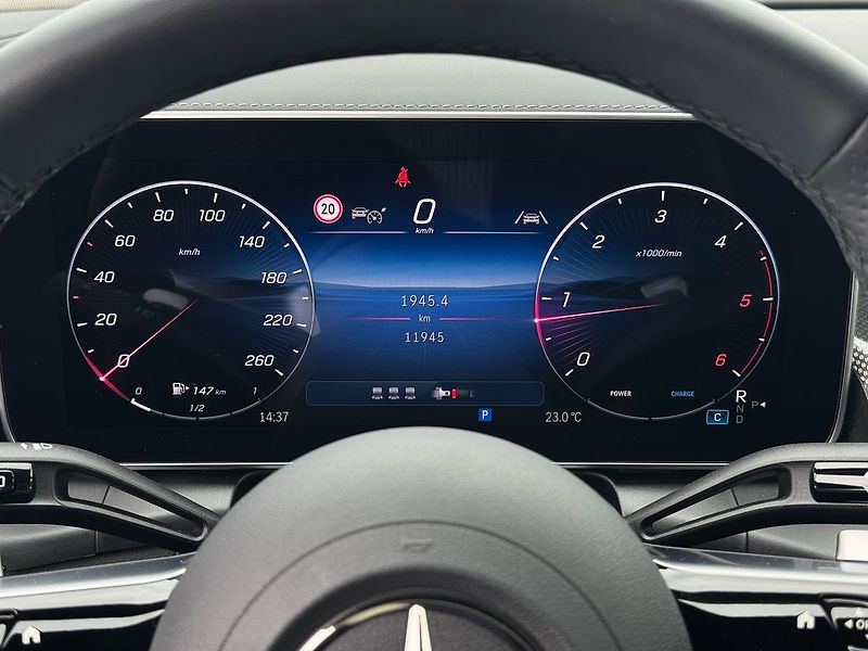 Mercedes-Benz GLC 220 d 4MATIC AMG Line - fotka 17 z 26