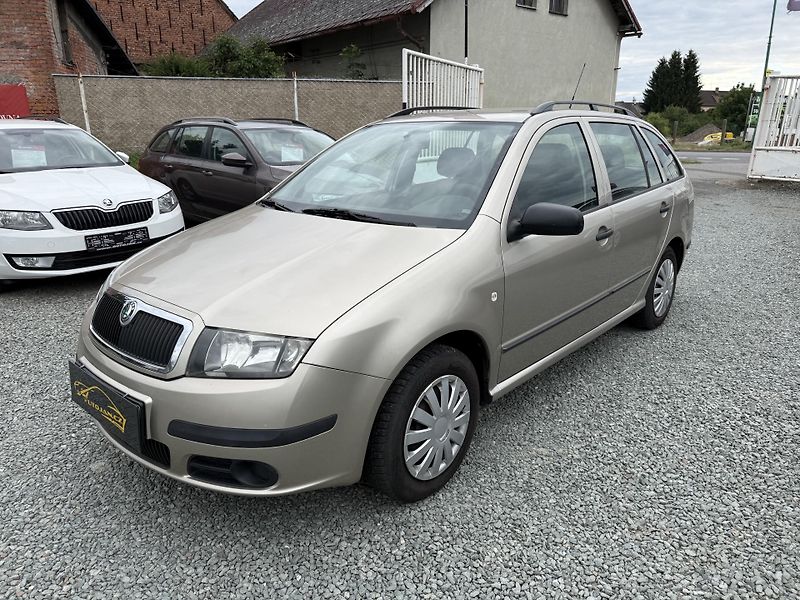 Škoda Fabia 1.2 12V KLIMA - fotka 3 z 13