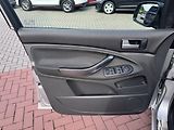 Ford C-MAX (2009) 1.6i Style Digi Klima Tažné Z - náhled 23