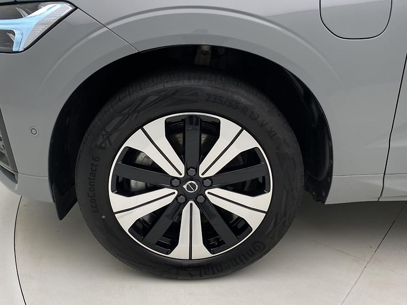 Volvo XC60 T6 AWD PLUG-IN PLUS DARK - fotka 35 z 54