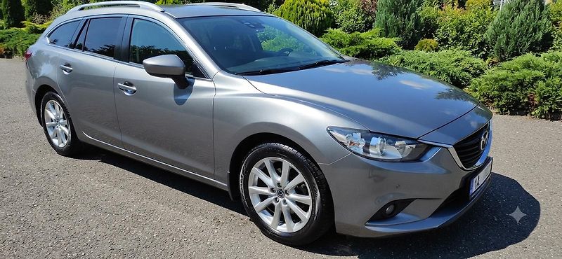 Mazda 6 2.0 benzin 121kw - fotka 4 z 28