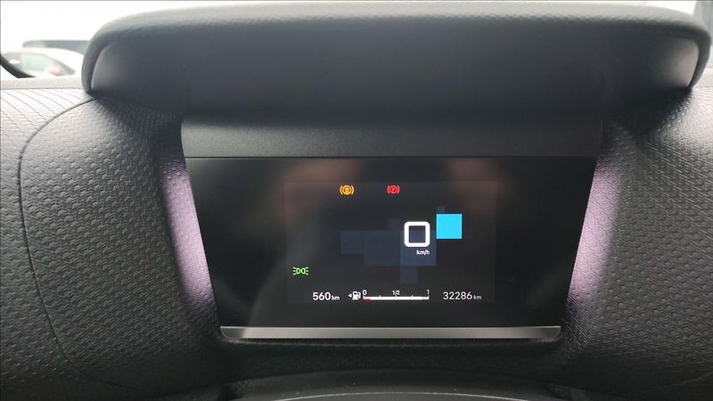 Citroën C4 1,2   96 kw MAX - fotka 6 z 20