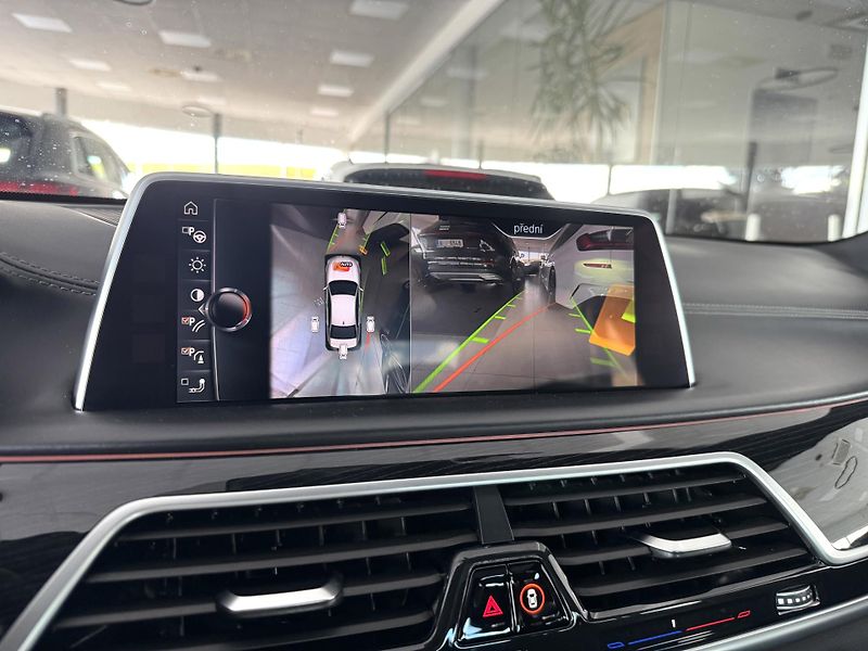 BMW Řada 7 730d xDrive*Dověry*360°Kam*DPH - fotka 23 z 51