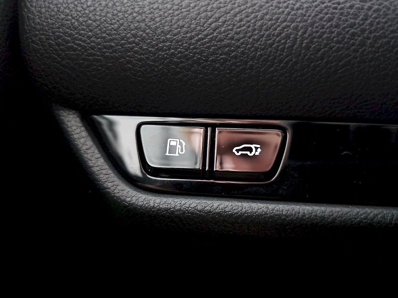 Lexus NX 350h (2023) 2.5HEV Comfort TOP - fotka 16 z 35