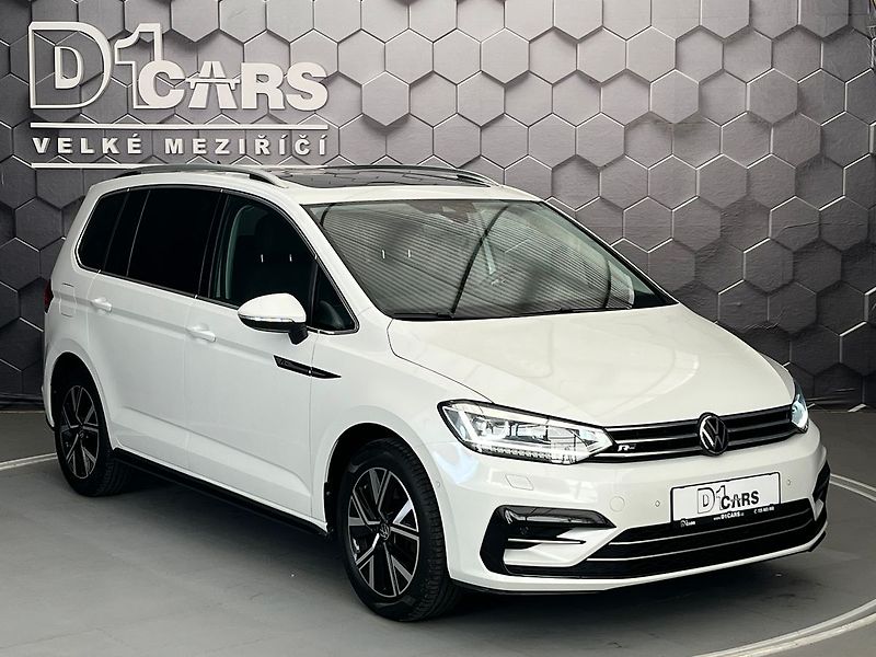 Volkswagen Touran Highline 1.5TSI 110kW DSG 7mís - fotka 6 z 96