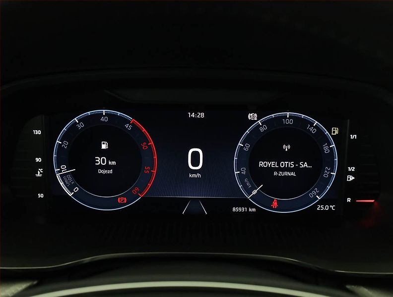 Škoda Octavia (2023) Ambition 2.0 TDI, ČR,1.maj - fotka 9 z 18
