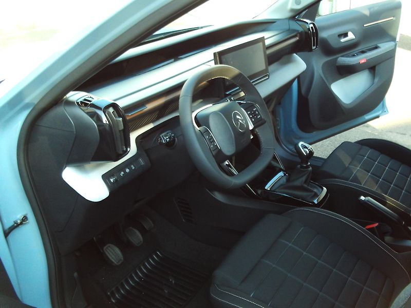 Citroën C3 Aircross (2026) PLUS Turbo 100k Manual - fotka 7 z 17