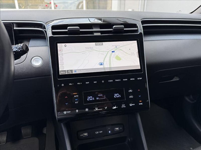 Hyundai Tucson 1,6 T HP  Smart Navi Sense+ - fotka 15 z 28