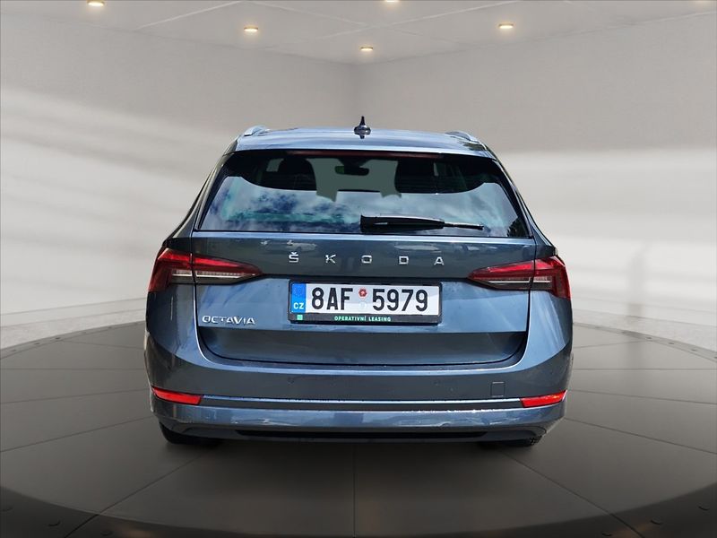 Škoda Octavia 2,0 TDI 110 Style - fotka 6 z 11