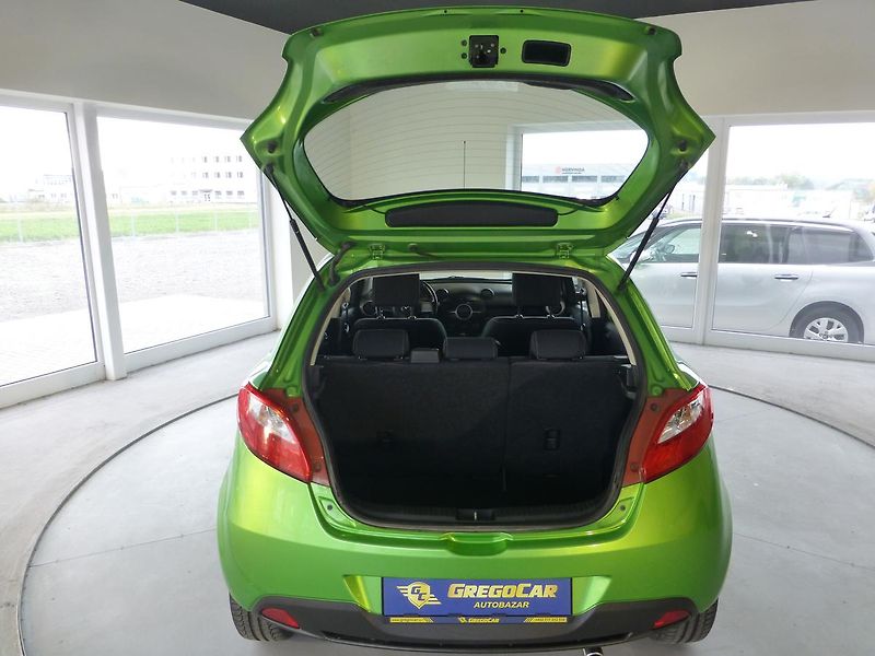Mazda 2 (2010) 1,3I-63KW**KLIMA**ALU KOLA - fotka 19 z 20