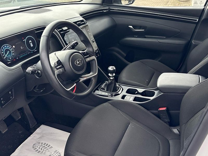 Hyundai Tucson (2024) 1.6 T-GDI 110kW Smart 4x2 - fotka 6 z 20