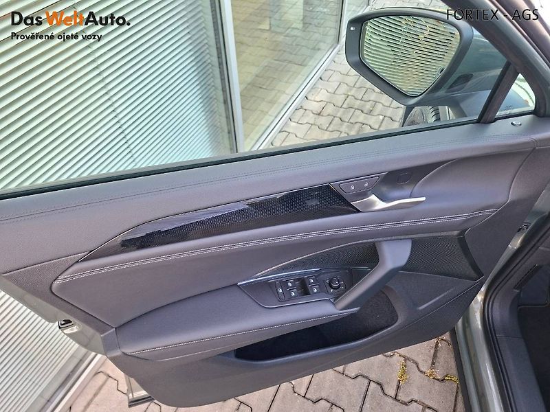 Volkswagen Tayron (2025) 2.0 TDI,142kW,DSG,4x4,Matrix,T - fotka 12 z 31