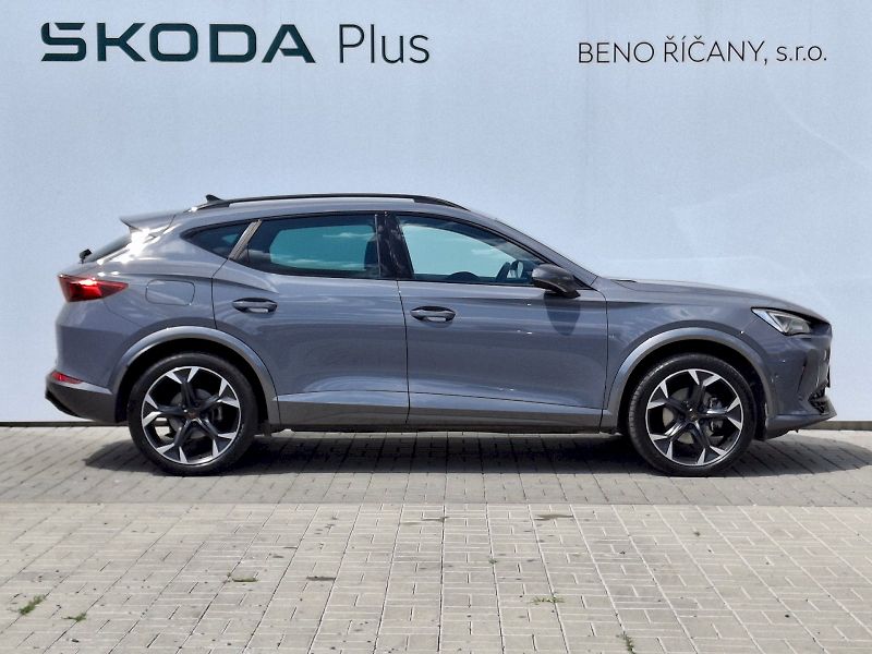 Cupra Formentor (2024) DSG 1,5TSi 110kW - fotka 12 z 35