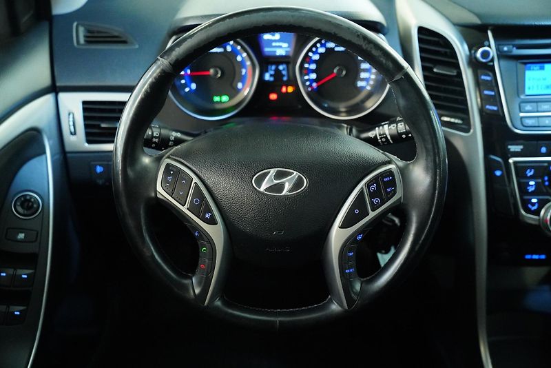 Hyundai i30 - fotka 18 z 30