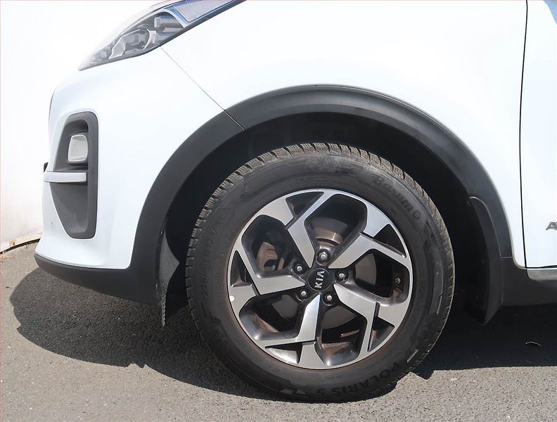Kia Sportage (2020) 1.6 CRDi, 4X4, Serv.kniha - fotka 15 z 23