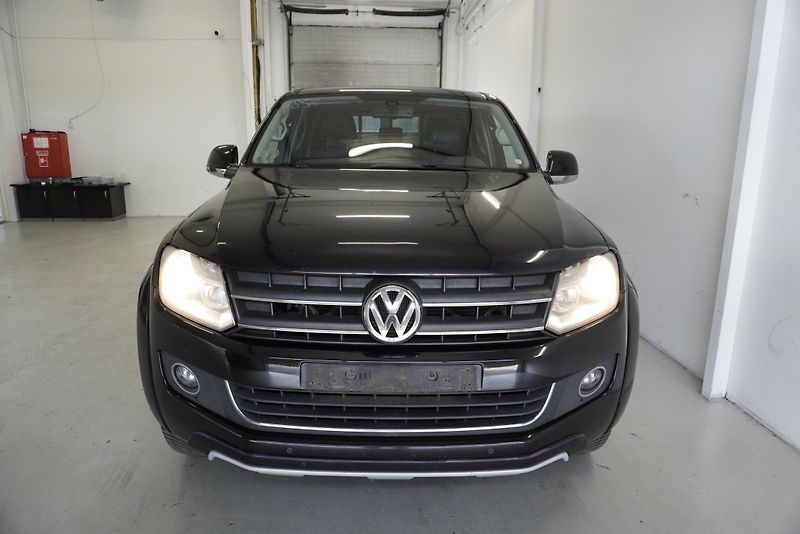 Volkswagen Amarok 2.0 TDi 4X4 AUTOMAT 5 MÍST - fotka 2 z 37