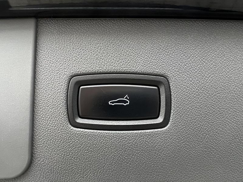 Porsche Cayenne (2018) 3.0i*V6*250KW*E-Hybrid - fotka 32 z 40