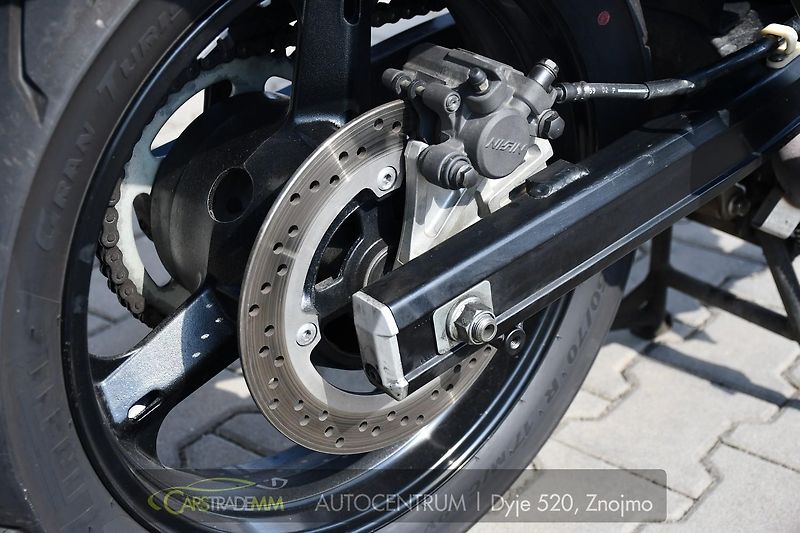 Suzuki Ostatní V-STROM 650 - fotka 11 z 14