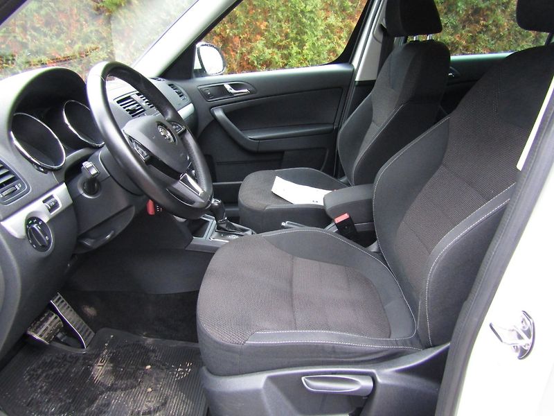 Škoda Yeti (2014) 1.6 TDI 77kW DSG BEZ KOROZE - fotka 19 z 39