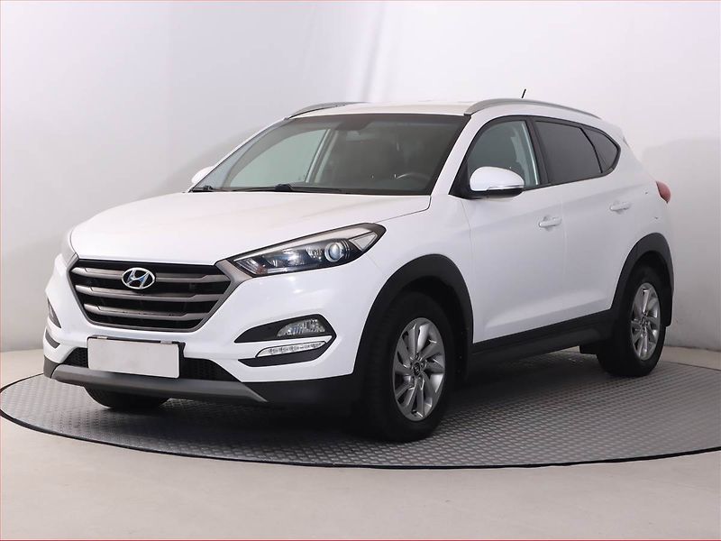 Hyundai Tucson (2016) 1.7 CRDi, Automat, Serv.kniha - fotka 2 z 17