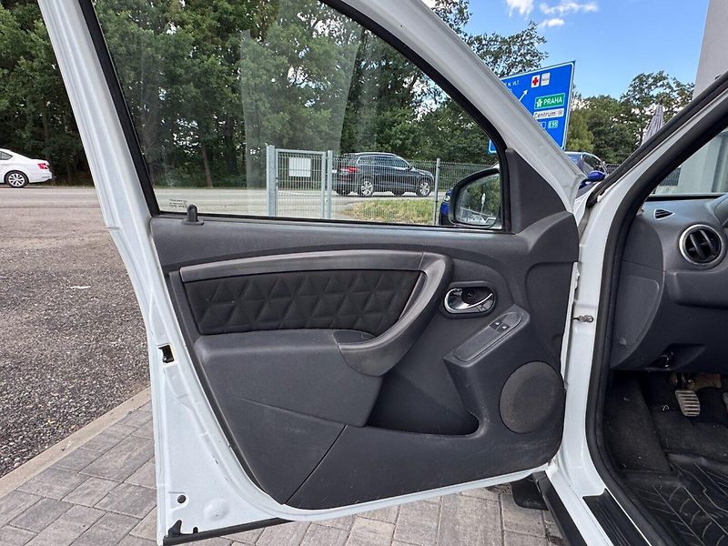 Dacia Duster (2014) 1.6 16V 4x4, odpočet DPH!!! - fotka 8 z 24