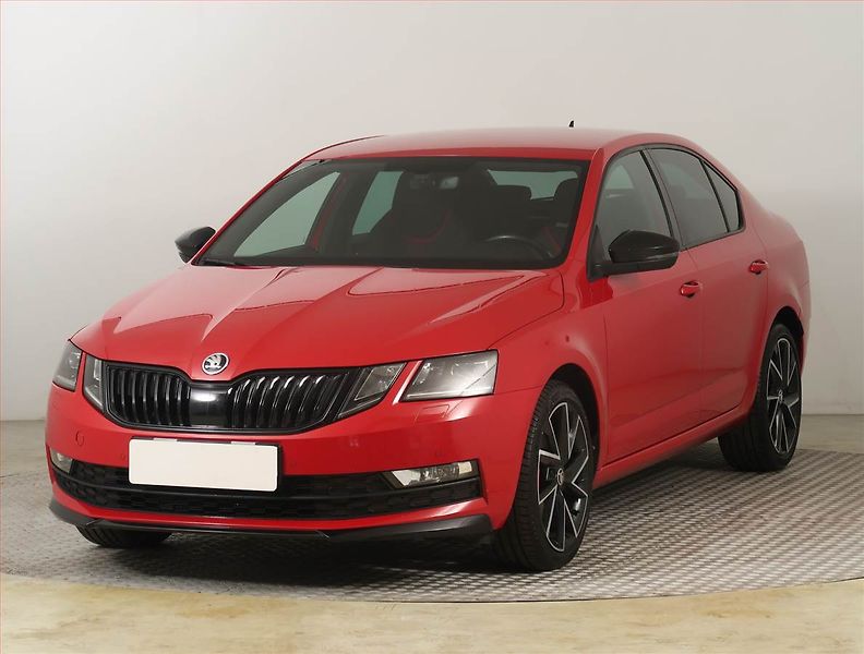 Škoda Octavia (2019) Style Plus 2.0 TSI - fotka 2 z 23