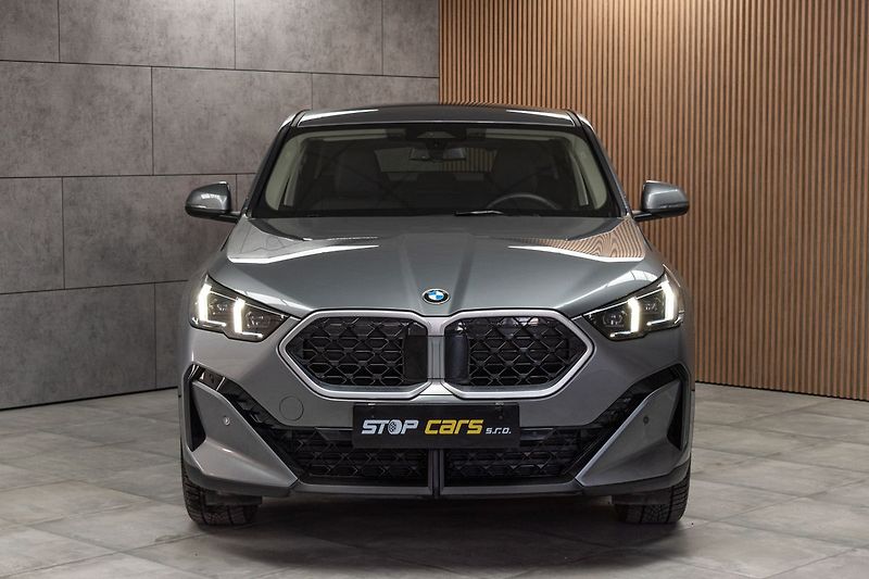 BMW X2 xDrive20d ZÁRUKA*TAŽNÉ*ČR 1.M* - fotka 2 z 46