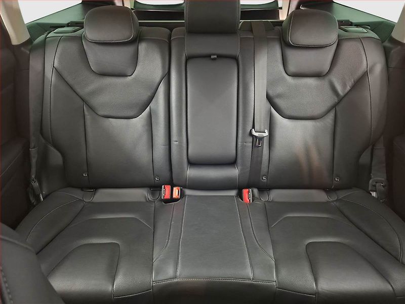 Ford Mondeo (2015) 2.0 TDCI, Automat, Navi - fotka 10 z 22