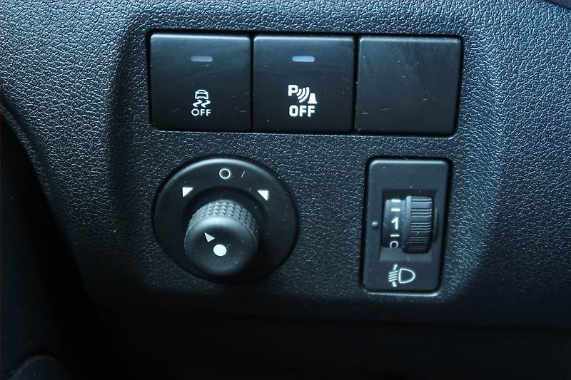 Citroën Berlingo (2016) XTR 1.6 HDi, 5Míst, SR - fotka 18 z 21