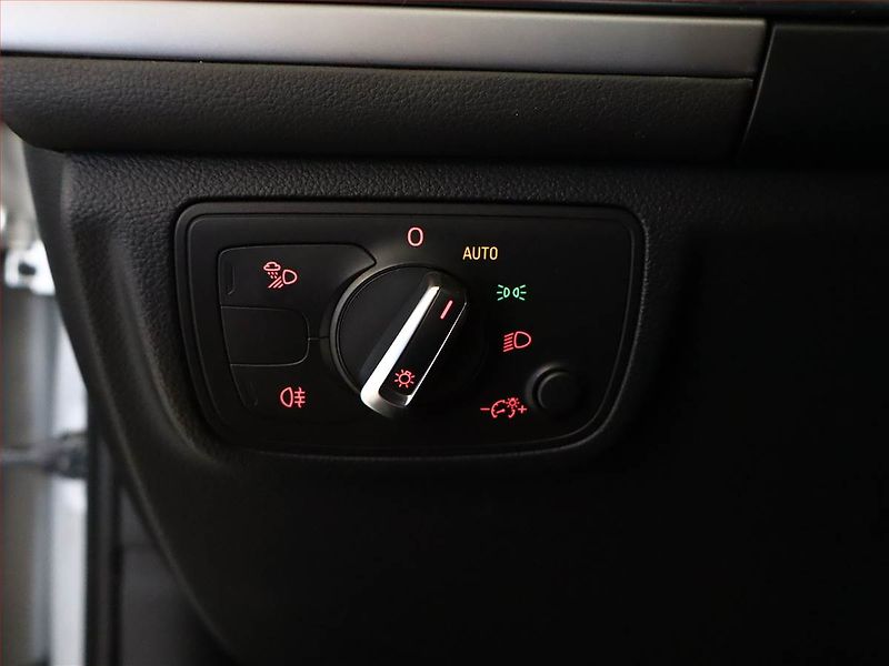 Audi A6 Allroad (2013) 3.0 TDI, 4X4, Automat, Kůže - fotka 18 z 19
