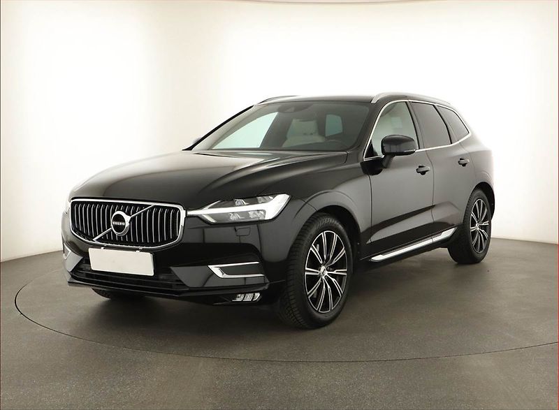 Volvo XC60 (2018) T5 AWD - fotka 2 z 19